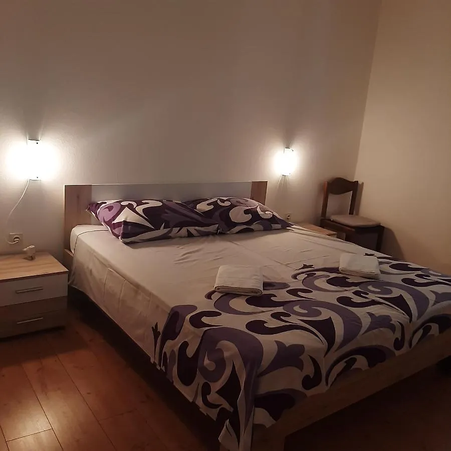 Apartments Kaic 1045 Pula