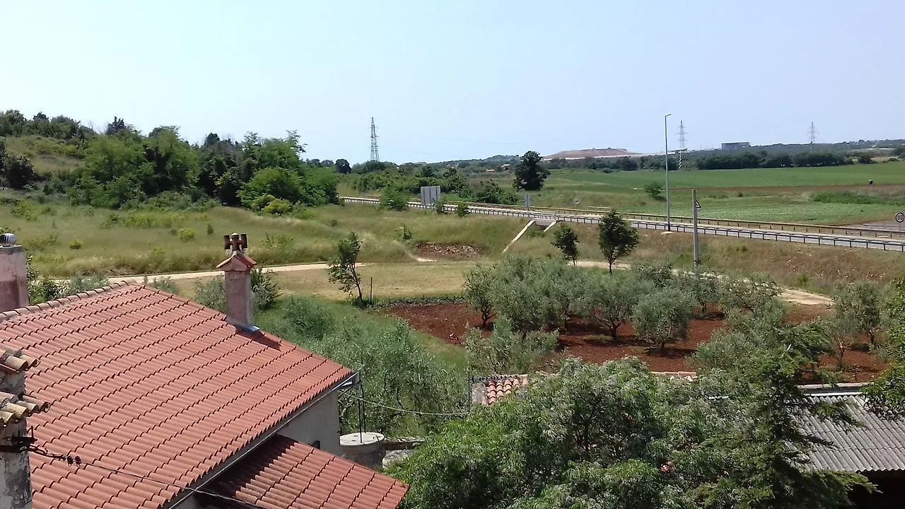 Apartments Kaic 1045 Pula 0*,  Croatia