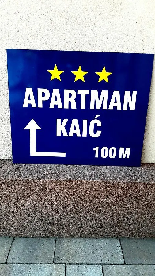 Apartments Kaic 1045 Pula